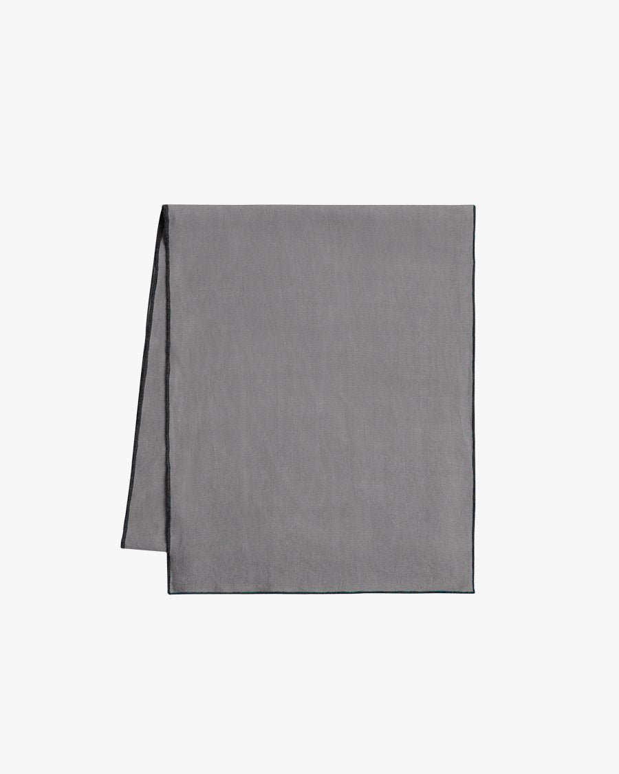 Corredor de mesa de borde de contraste